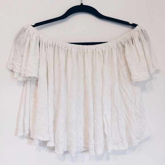 URBAN OUTFITTERS White Off the Shoulder T Shirt - Picture 1 of 3